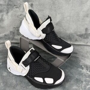 Jordan Jumpman Two Trey Slide Sandals Black White‎ Slip On Shoes